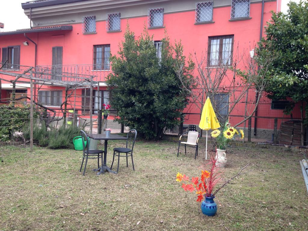 Cascina Dei Gelsi Hotel Sale Екстериор снимка