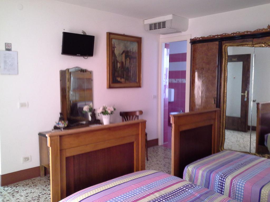 Cascina Dei Gelsi Hotel Sale Екстериор снимка